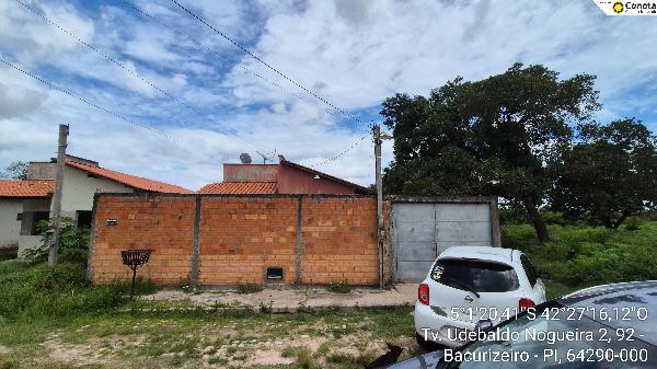 Casa em Altos, Bacurizeiro, Rua I, N. 99,, PI. Área: 58.5m2