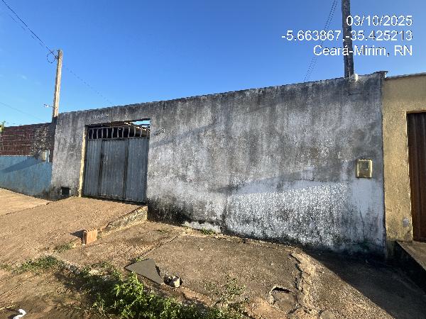 Casa em Ceará-Mirim, Guararapes, Rua Engenho Laranjeiras, N. 1602, Qd Q4-I Lt E, RN. Área: 52.74m2