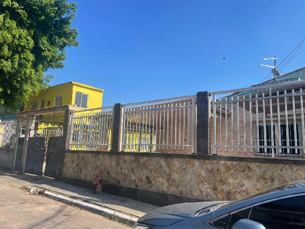 Casa em Duque de Caxias, Vila Sao Luis, Rua Sao Joaquim, N. 39, Cs 08 Qd 56 Lt 17, RJ. Área: 74.82m2