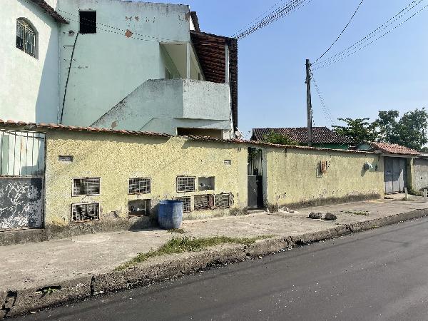 Casa em São Gonçalo, Coelho, Rua Expedicionario Pelopidas Passamani, N. 98, Cs 03 Lt 64, RJ. Área: 31m2