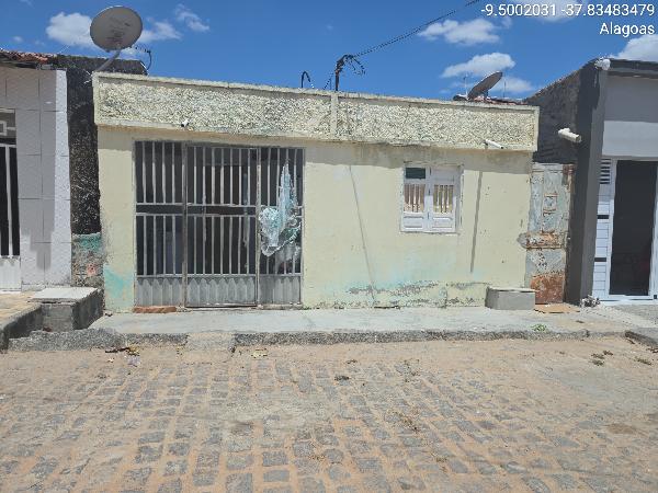 Casa em Olho d'Água do Casado, Centro, Rua Antonio De Souza Balbino, N. 198,, AL. Área: 63.54m2