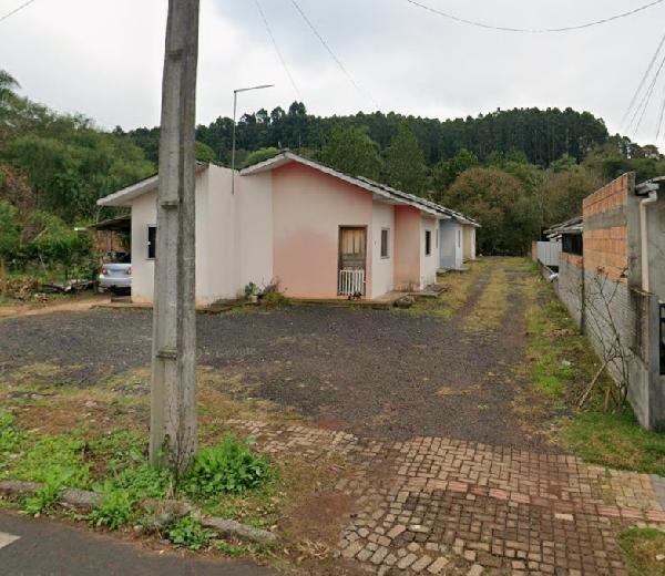 Casa em Vitorino, Centro, Rua Dr Munhoz Da Rocha, N. 79, Lt 01 Qd 85 Unid 02, PR. Área: 52.56m2
