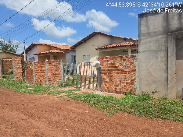 Casa em José de Freitas, Bairro De Fatima, Rua Projetada Ii, N. 863, Lt 15, PI. Área: 68.75m2