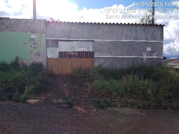 Casa em Santo Antônio do Descoberto, Vila Raio De Luz, Qd 06, N. Sn,  Lt 04 Rua Ribeiro Couto, GO. Área: 69.53m2