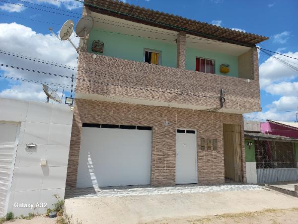 Casa em Bezerros, Nossa Senhora Aparecida, R Joao Antonio De Sales, N. S/N, Via Local 9, Lt 24, Qd 9, PE. Área: 61.94m2