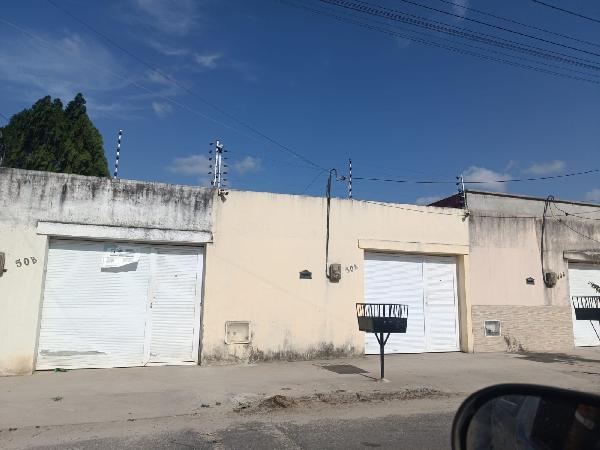 Casa em Horizonte, Buenos Aires, Rua JosÉ Domingos De Moura, N. 50, Casa A, CE. Área: 75.4m2
