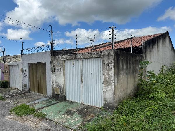 Casa em Itaitinga, Caracanga, Rua Rio Timbo, N. 381, Qd 02 Lts 25/26, CE. Área: 72.62m2