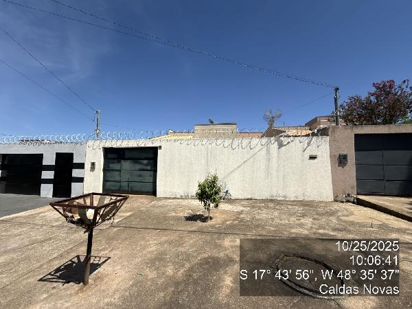 Casa em Caldas Novas, Jardim Prive Das Caldas, Alameda  Ribeirao Das Caldas, N. 155, Lt 02, Qd Lm-12c, GO. Área: 69.99m2