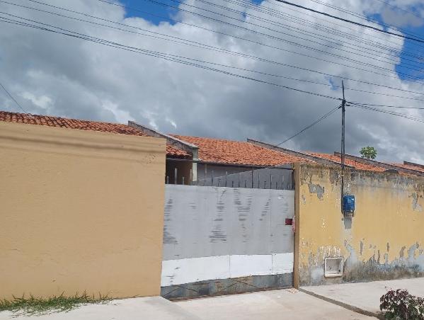 Casa em Pacajus, Pedra Branca, Rua Nilce De Oliveira, N. 310,, CE. Área: 85.86m2