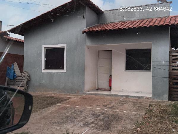 Casa em Demerval Lobão, Tamboril, Rua Deusdete Ribeiro, N. 714,, PI. Área: 52.5m2