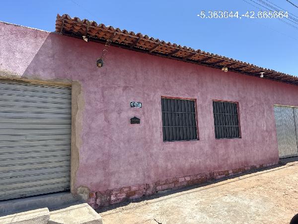 Casa em Demerval Lobão, Cidade Nova, Rua Sete De Setembro, N. 1138, Lt 11, Qd 2, PI. Área: 56m2