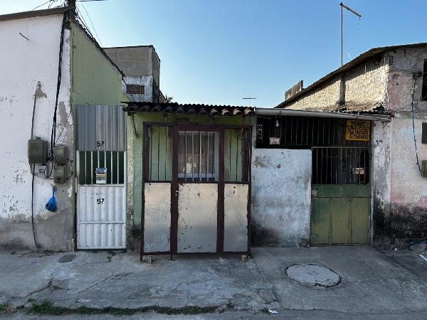 Casa em São Gonçalo, Mutondo, Rua Antonio Conselheiro, N. 57, Cs 01 Lt 14 Qd Ii, RJ. Área: 47.48m2