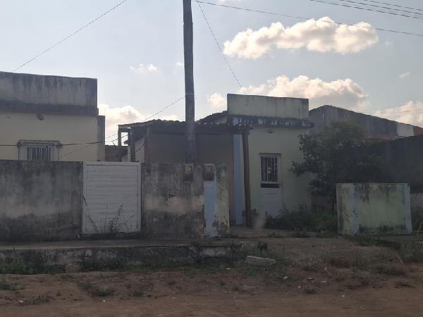 Casa em Belo Jardim, Belo Jardim-pe, Rua  Projetada 01, N. Sn, Lt 05 Qd D, PE. Área: 52.5m2