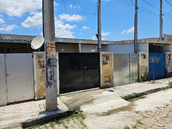 Casa em Nova Iguaçu, Cabucu, Rua 7, N. 110, Casa 02,  Lot Pq Marapicu Ii, RJ. Área: 33m2