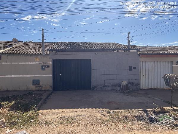 Casa em Santo Antônio do Descoberto, Pq  Estrela Dalva Xi, Quadra 125, N. S/N, Lt 13-B  Rua Marie Papadich, GO. Área: 67.25m2