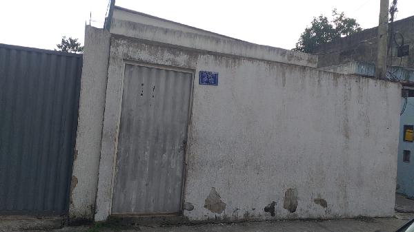 Casa em São Gonçalo, Jardim Catarina, Rua Ouro Branco (Antiga R 42), N. 1527, Cs 01, Qd 171, Lt 30, RJ. Área: 38.25m2