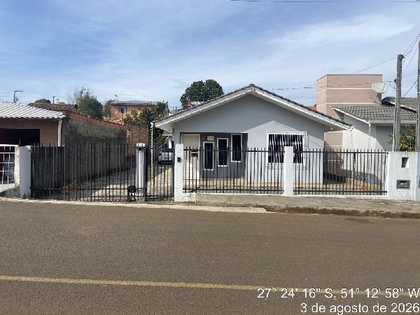 Casa em Campos Novos, Jardim Bela Vista, Rua Deputado Iraí Zilio, N. 456, Lt 26 Qd 04, SC. Área: 61.75m2