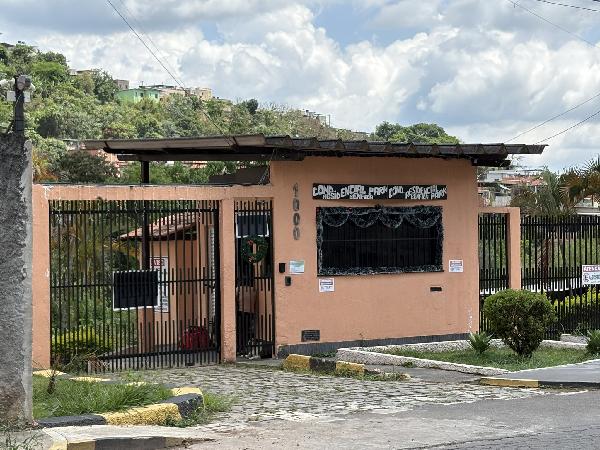 Apartamento em Juiz de Fora, Benfica, Rua Martins Barbosa, N. 1000, Apto 103, Bl 01 Ed Ipe, MG. Área: 38.29m2