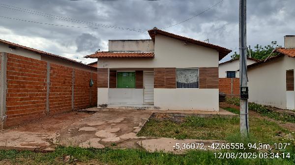 Casa em Demerval Lobão, Cidade Nova, Rua Travessa Violeta, N. 06, Lt 06 Qd C, PI. Área: 58.5m2