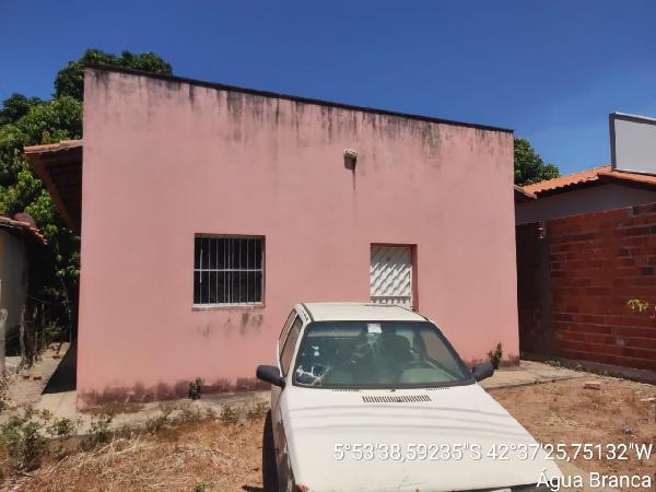 Casa em Água Branca, Poeirão, Rua Nove, N. Sn, Qd Q Lt 06, PI. Área: 65m2