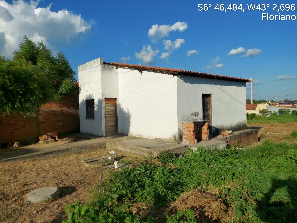 Casa em Floriano, Taboca, Rua 01, N. 10, Lt 9 Qd B, PI. Área: 52.61m2