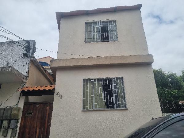 Casa em São Gonçalo, Porto Novo, Travessa Jurema, N. 222, Cs 02, RJ. Área: 50m2