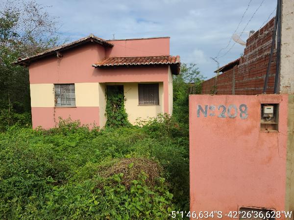 Casa em Altos, Centro, Rua Do Vale, N. 208,, PI. Área: 45.06m2