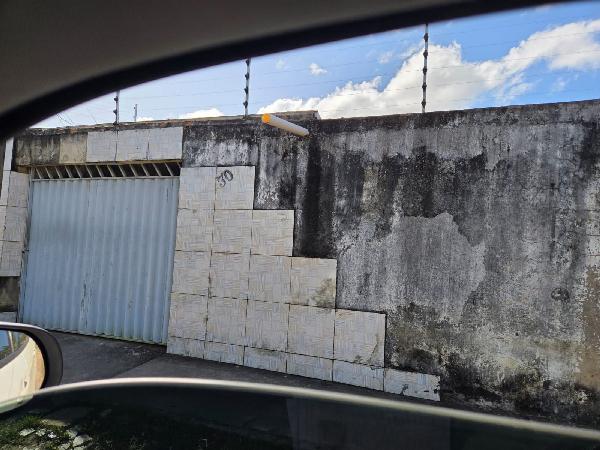 Casa em Nossa Senhora do Socorro, Guajara, Rua 4, N. 30, Lt 114 Qd R, SE. Área: 64.12m2