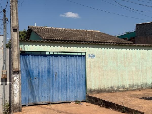 Casa em Santo Antônio do Descoberto, Vila Raio De Luz, Qd 2, N. Sn, Lt21 Rua Ribeiro Couto, GO. Área: 66.95m2