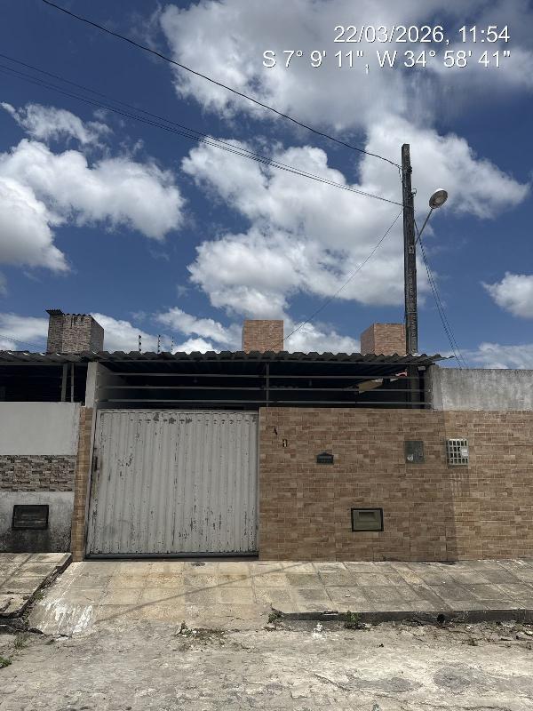 Casa em Santa Rita, Lot Plano De Vida, Abdias Enedino Das Chagas, N. 688, Cs A Lt 677 Qd 29, PB. Área: 54.59m2