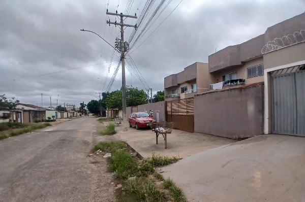 Apartamento em Luziânia, Jardim Zuleika, Quadra 04, N. Sn, Apto 01, Lt 46, Rua 02, Vg 01, GO. Área: 76.61m2