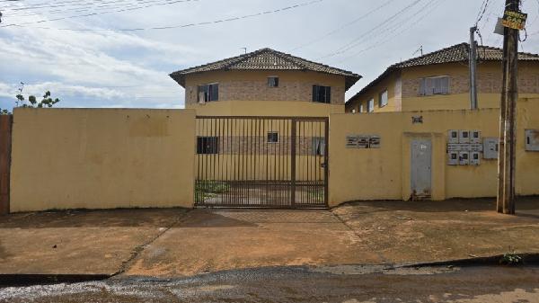 Apartamento em Cidade Ocidental, Parque Napolis A, Rua 10, N. S/N, Apto 202, Qd.36 Lt.19 Vg-202 Pav Superior, GO. Área: 50.4m2