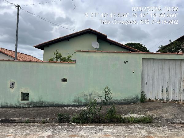Casa em Três Corações, Residencial Paraiso, Rua A, N. 60, Lt 11 Qd B, MG. Área: 56m2