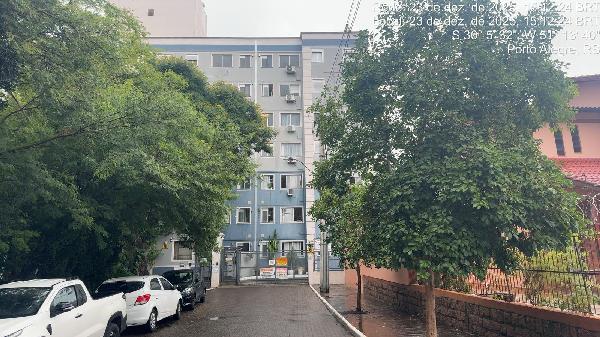 Apartamento em Porto Alegre, Cristal, R Monte Arraes, N. 300, Apto 406, Bl B, RS. Área: 51.28m2