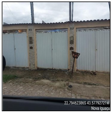 Casa em Nova Iguaçu, Ipiranga, Rua Dez, N. 102, Quadra I L, RJ. Área: 35.4m2