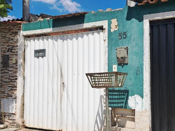 Casa em Nova Iguaçu, Ipiranga, Rua Oito, N. 55, Parte Lt 07 Qd I, RJ. Área: 33m2