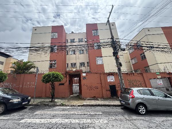 Apartamento em Contagem, Centro, Rua Joviano Camargos, N. 91, Apto 401, Bl 05 Lt 4a Qd 102, MG. Área: 47.62m2