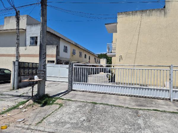 Apartamento em São Gonçalo, Laranjal, Rua Gregorio De Matos, N. 115, Apto 205, Qd 52 Lt 25, RJ. Área: 47.46m2
