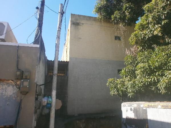 Apartamento em São Gonçalo, Porto Do Rosa, Rua Bernardo Franco, N. 191, Apto 201, Bl B Lt 807, RJ. Área: 79.49m2