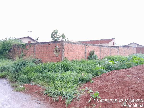 Terreno em Planaltina, Setor Aeroporto (mutirao), Quadra 14, N. Sn, Lt 01 Rua 01, GO. Área: 189m2