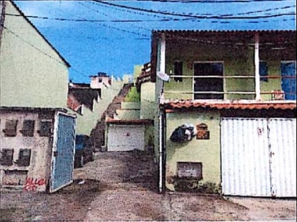 Casa em São Gonçalo, Coelho, Rua Carina Xeren, N. 758, Cs 05, RJ. Área: 72.48m2