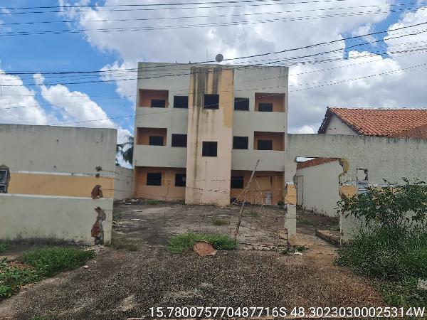 Apartamento em Águas Lindas de Goiás, Jardim Santa Lucia, Rua Angico, N. Sn, Apto 301, 2 Pav Lt 03 Qd 04, GO. Área: 64.85m2