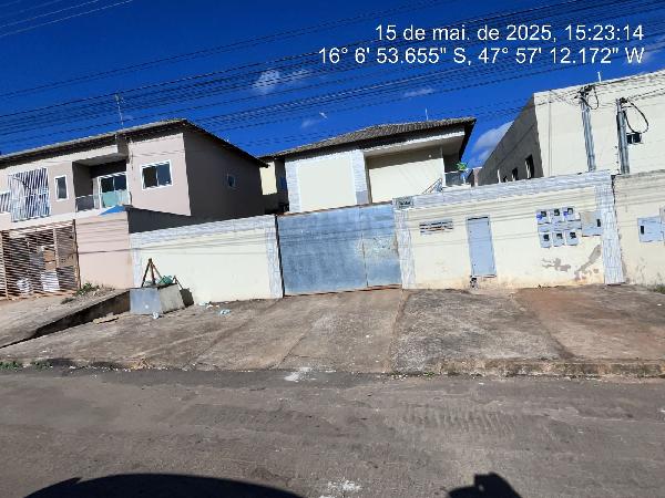 Apartamento em Cidade Ocidental, Parque Napolis A, Quadra 16, N. Sn, Apto 103, Lt 12 Qd 16 Rua 04, GO. Área: 54.33m2
