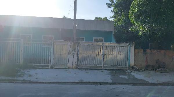 Casa em Nova Iguaçu, Jardim Pernambuco, Rua Palmares, N. 30, Lt 01qd 89, RJ. Área: 43m2