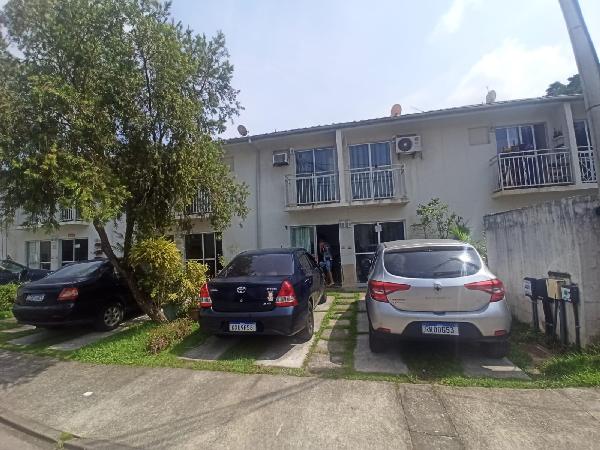 Casa em Magé, Piabeta (inhomirim), Estrada Municip Antonio Alem Bergara, N. 959, Cs 159, RJ. Área: 51.37m2