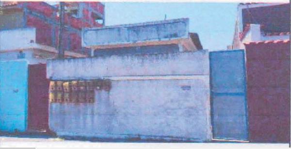 Casa em São Gonçalo, Trindade, Rua Barra Mansa, N. 336, Casa 04, RJ. Área: 33m2