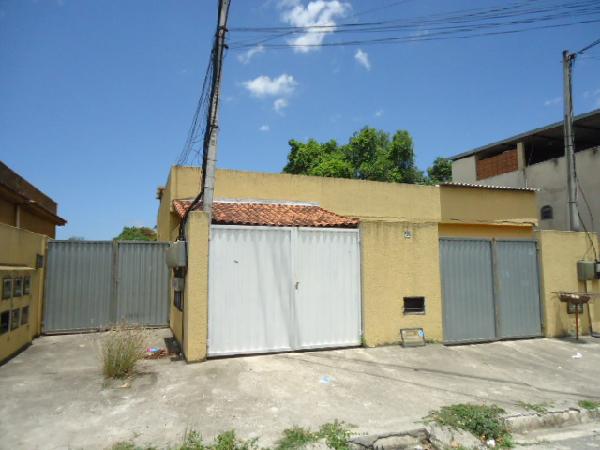 Casa em São Gonçalo, Laranjal, Rua Padre Manoel Da Nobrega, N. 588, Cs 5,, RJ. Área: 38.55m2