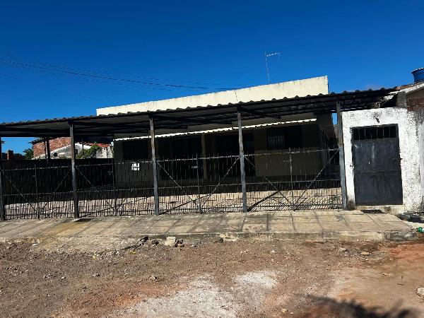 Casa em Paulista, Pau Amarelo, Rua Taquaritinga Do Norte, N. 138, Cs 02, Qd C, Lt 10, PE. Área: 46.14m2