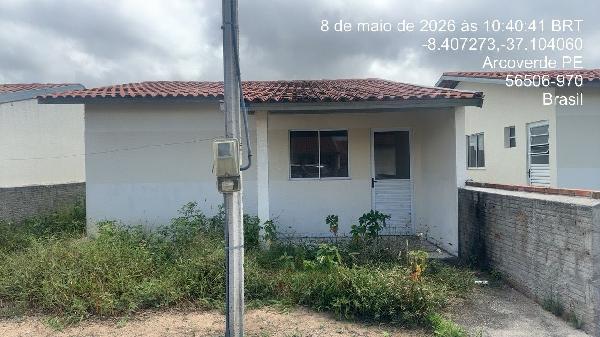 Casa em Arcoverde, Santos Dumont, Rua Santa Rita De Cassia, N. 08, Quadra 04  Lote 09, PE. Área: 64.11m2