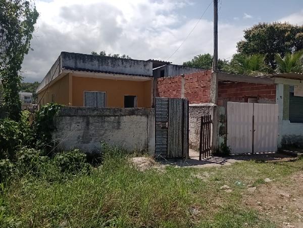Casa em Magé, Jardim Da Paz Guia D, Rua  Vinte E Seis, N. 72, Qd 83 Lt 06-A, RJ. Área: 76.5m2